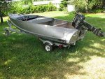 117140045_classic-14-foot-aluminum-runabout-28hp-evinrude-motor-.jpg