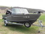 boat 001.JPG