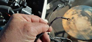 2 wires.jpg