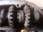 lower unit insides 25hp.jpg