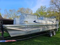 Pontoon 2.jpg