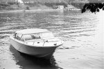 post_7_89491_Tom_on_the_Lake.jpg