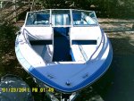 1987_SeaRay_bow_interior_01.JPG