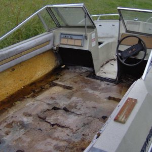 Keatons boat 002
