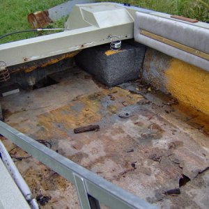 Keatons boat 003