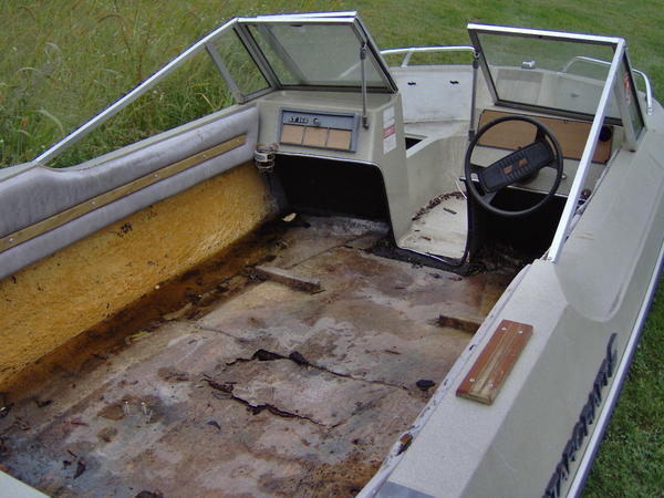 Keatons boat 002